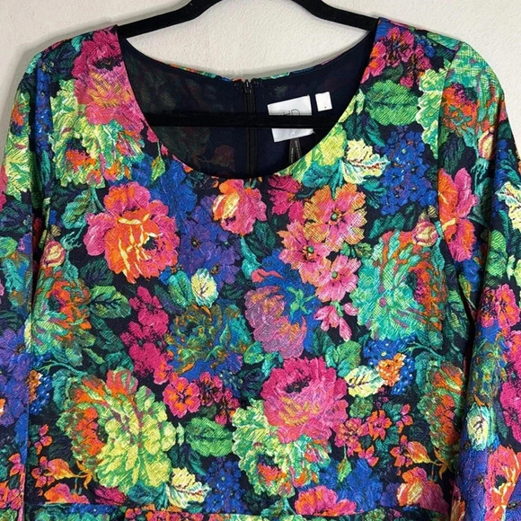 HD in Paris Floral Shift Dress Size Medium - Picture 5 of 13